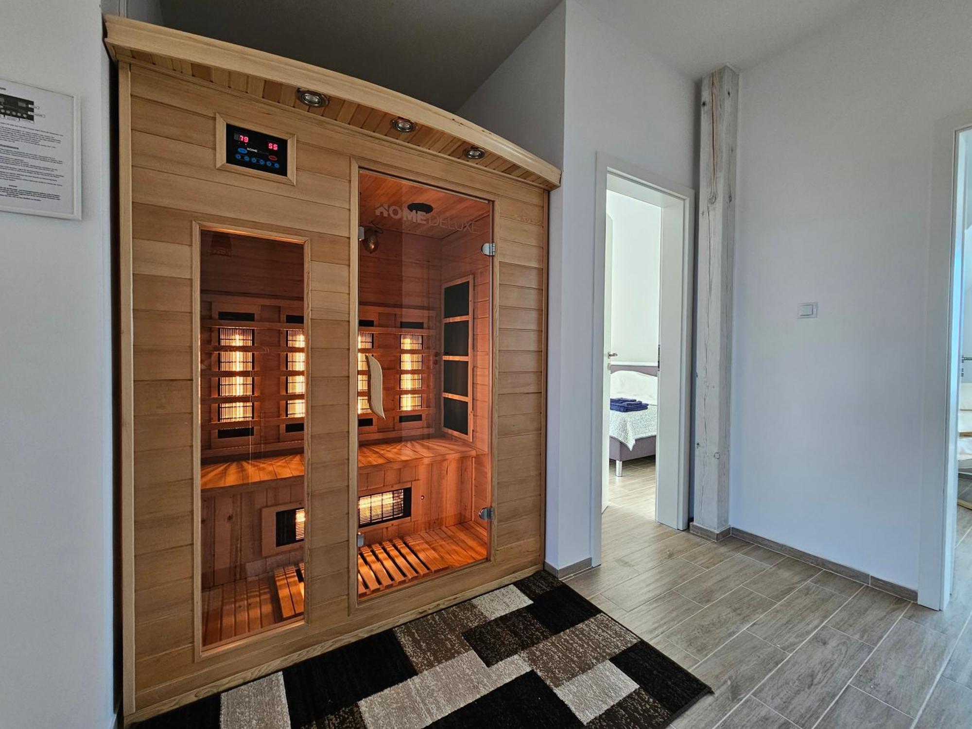 Villa Koprowo - Mit Direktem Seezugang, Sauna & Whirlpool Zastan Exterior photo